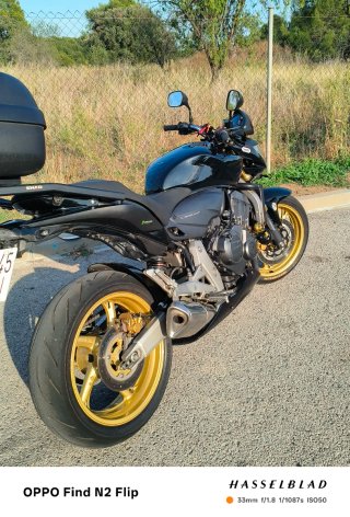 Honda CB 600F Hornet 2010 Negra/Dorada