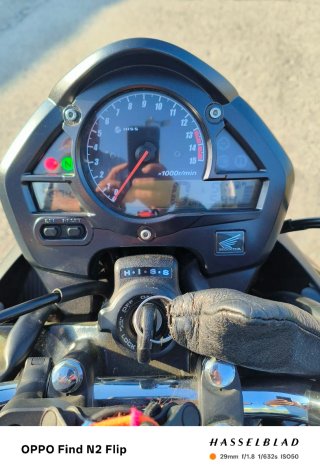 Honda CB 600F Hornet 2010 Negra/Dorada