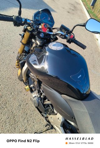 Honda CB 600F Hornet 2010 Negra/Dorada