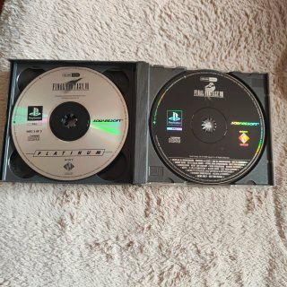 Lote PlayStation 1 (SCPH-9002) + 5 Juegos