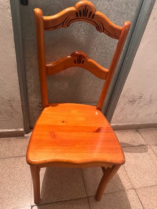Silla de Madera de Pino