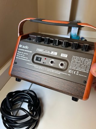 Amplificador de Guitarra EK Audio