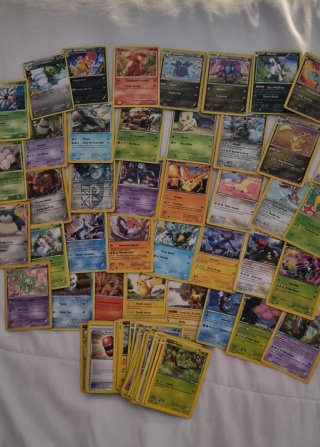 Lote de cartas Pokémon