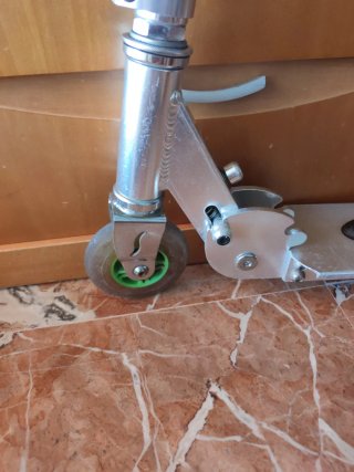 Patinete de aluminio plegable