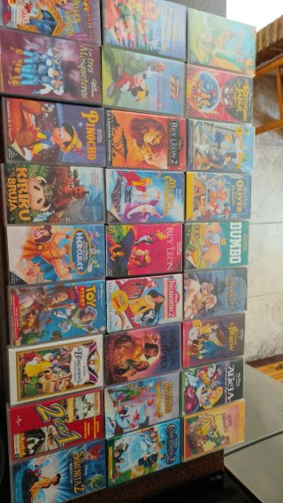 Lote de 24 Películas Disney en VHS