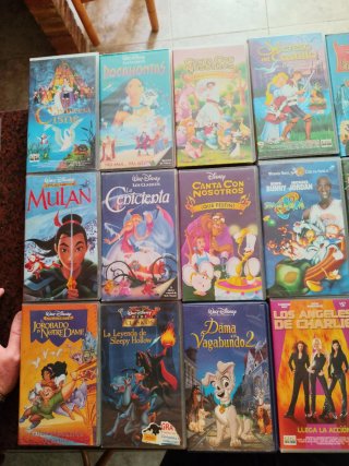 Lote de 24 Películas Disney en VHS