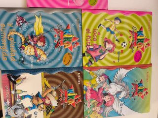 Lote libros Kika Superbruja