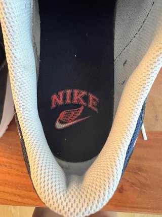 Zapatillas Nike Air Azul y Rojo Talla 45