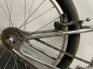 Bicicleta BMX Plateada