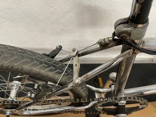 Bicicleta BMX Plateada