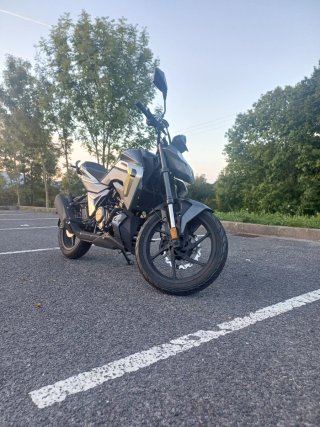 Morbidelli F125 Naked 2025 Gris/Amarillo