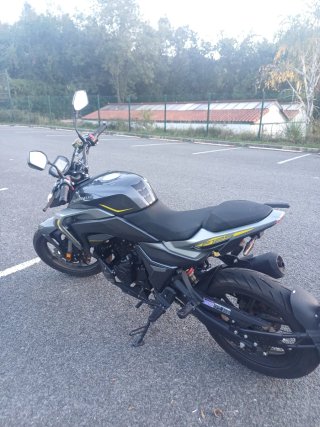 Morbidelli F125 Naked 2025 Gris/Amarillo