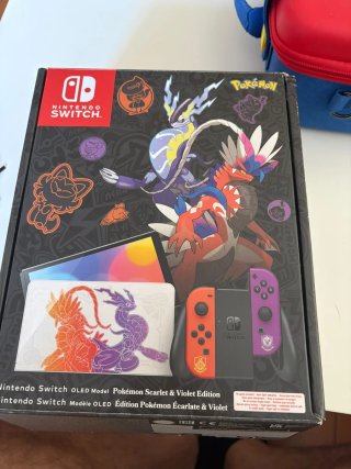 Nintendo Switch OLED Pokémon Scarlatto Violetto