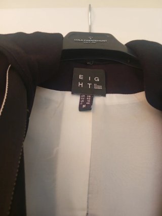 Ocasión/valor 175€ Chaqueta EIGHT Negra con Raya