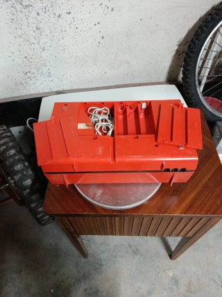 Tocadiscos Vintage Philips Rojo