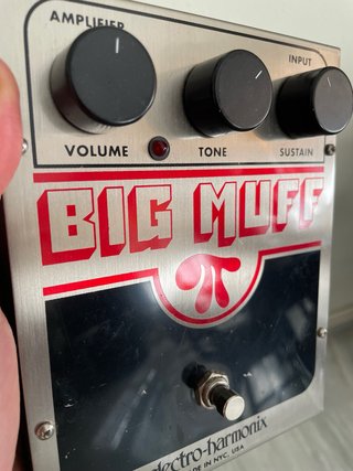 Electro Harmonix Big Muff Pi Fuzz Pedal