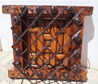 Reja Antigua de Hierro y Madera