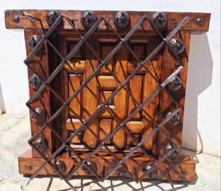 Reja Antigua de Hierro y Madera