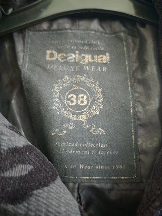 Abrigo Desigual Negro Jacquard Floral Talla M