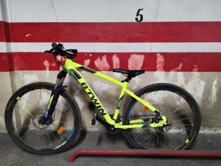 Bicicleta de Montaña Btwin Amarilla