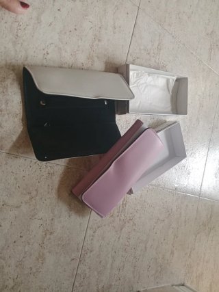 Joyeros de viaje :gris y rosa 7 euros unidad.