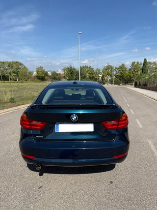 BMW 320d GT xDrive 2.0D