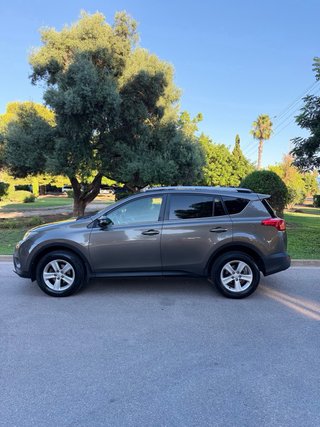 Toyota RAV4 2013