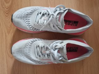 Zapatillas Kiprun Mujer Blanco y Rosa