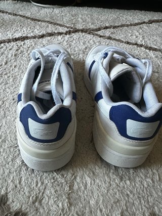 Zapatillas Lacoste Blancas y Azules