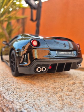 Ferrari 599 GTO Hot Wheels Elite 1:18