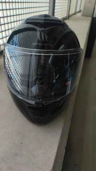 2 Capacete MT Helmets Laranja e Preto