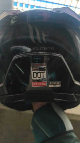 2 Capacete MT Helmets Laranja e Preto