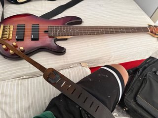 Bajo Eléctrico Yamaha