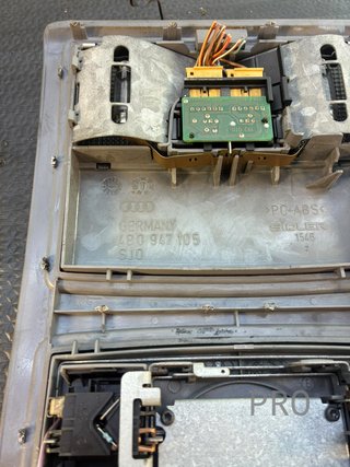 4B0947105 Lampara luz interior Audi A6 4B