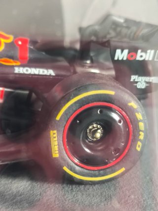 MINIATURA F1 ORACLE RED BULL RB19 1:43 + FASCÍCULO