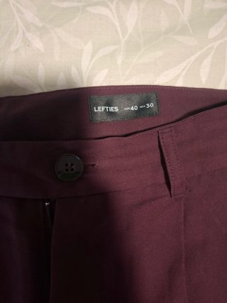 Pantalón Ancho Morado Lefties