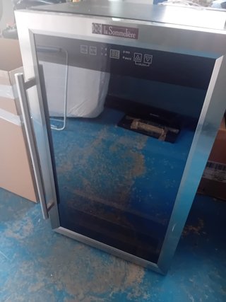 VINOTECA COMO NUEVA 80€, CARTAGENA 666*973*503