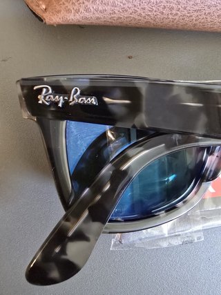Gafas de sol Ray-Ban Wayfarer RB2140 negro y gris