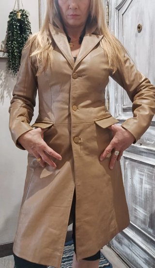Gabardina de Piel Camel Talla M