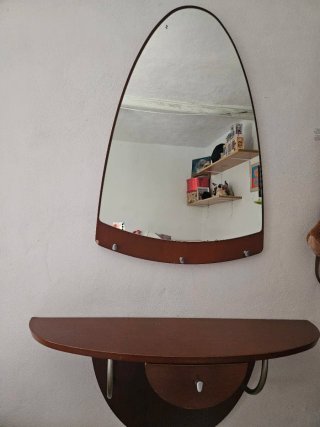 Tocador con Espejo de Pared