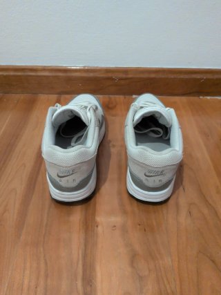 Zapatillas Nike Air Max grises y verdes