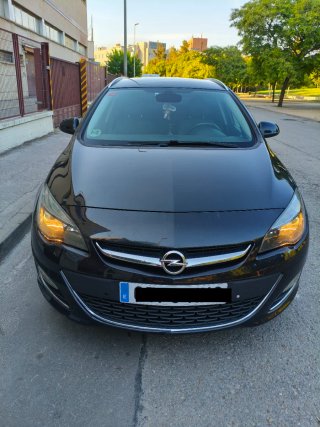 Opel Astra 2014