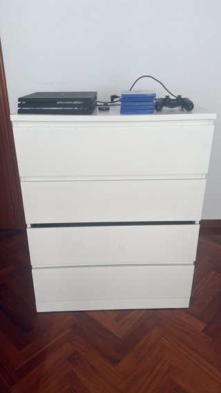 Cómoda blanca ikea  negociable