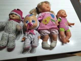 Lote de 4 muñecos