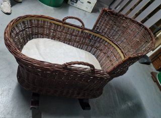 Capazo de Mimbre Vintage para Bebé