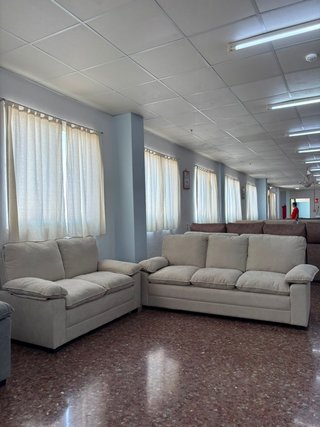 Nuevo! Conjunto sofas 3+2 beige