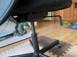 Silla de oficina ergonómica negra