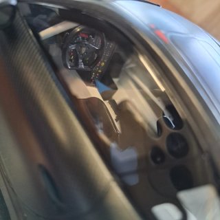 Porsche 911 GT3 R Minichamps 1/18