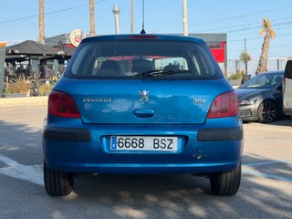 Peugeot 307 2002