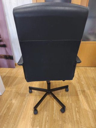 Silla de oficina negra ikea